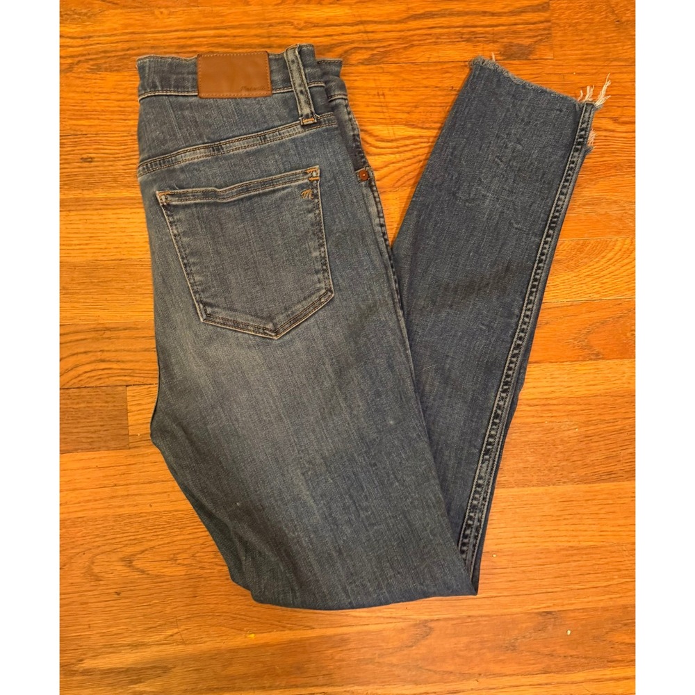 • Madewell 10" High Rise Skinny Cropped Raw Hem Button Front Jeans 27